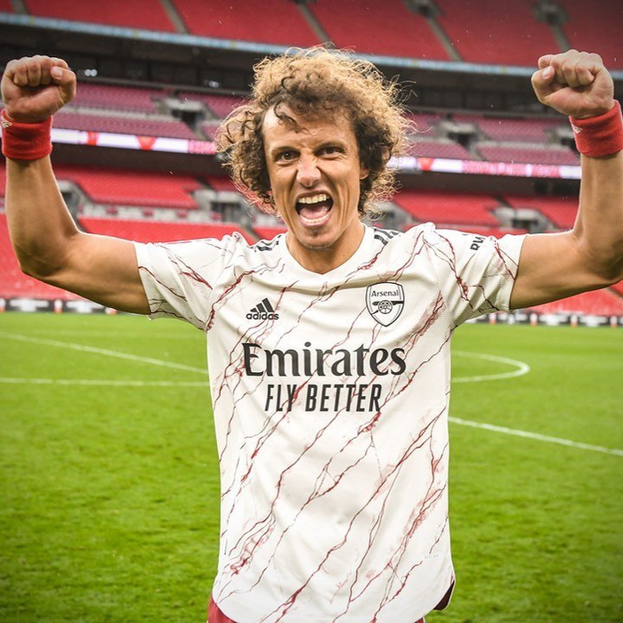 LOL联盟竞猜 -冲刺阶段体能课后，里尔官宣签约备战亚冠，赛场秩序良好，身体对抗强度拉满(王者荣耀解封10题答案)