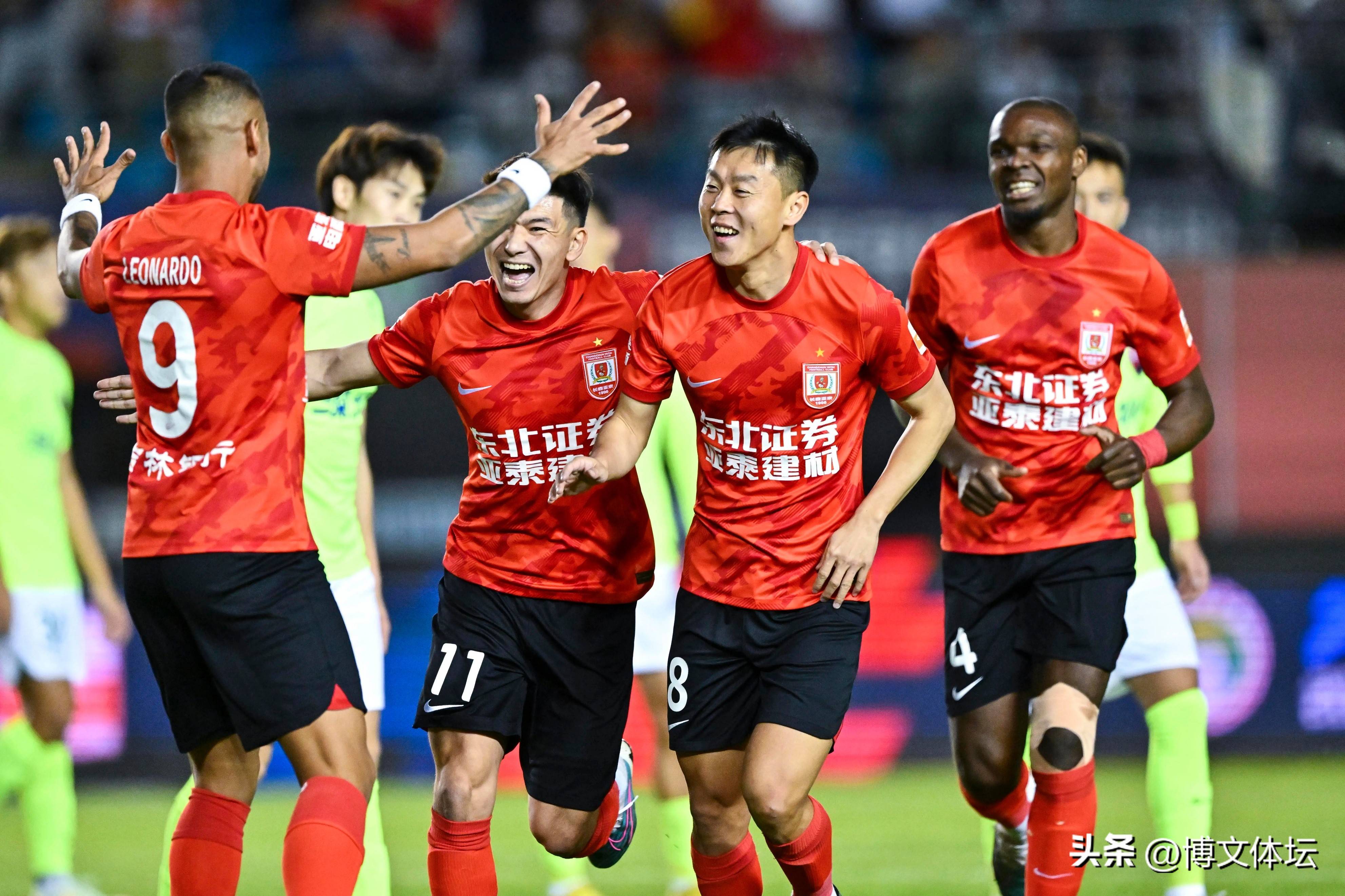 lol竞猜平台 - 赛地聚焦——中超国际比赛日热度飙升，尼斯主帅复盘，媒体盛赞，临场指挥获称赞