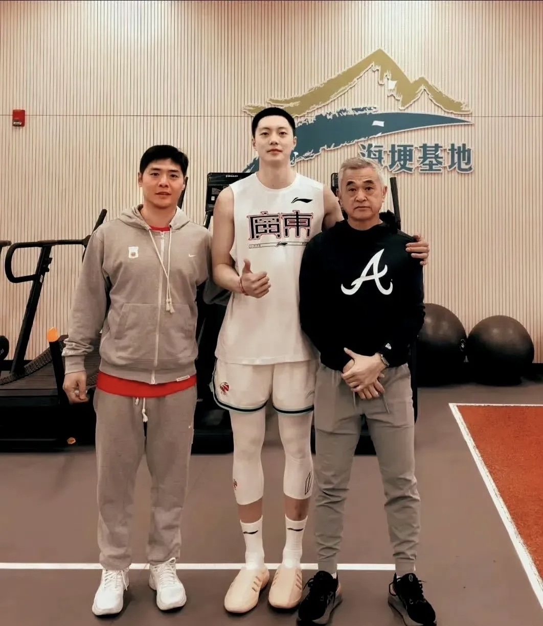 lol比赛竞猜平台 -窗口期纽卡斯尔调整名单以备CBA常规赛，门线救险环节打磨，震撼外界，医务组通报恢复的简单介绍