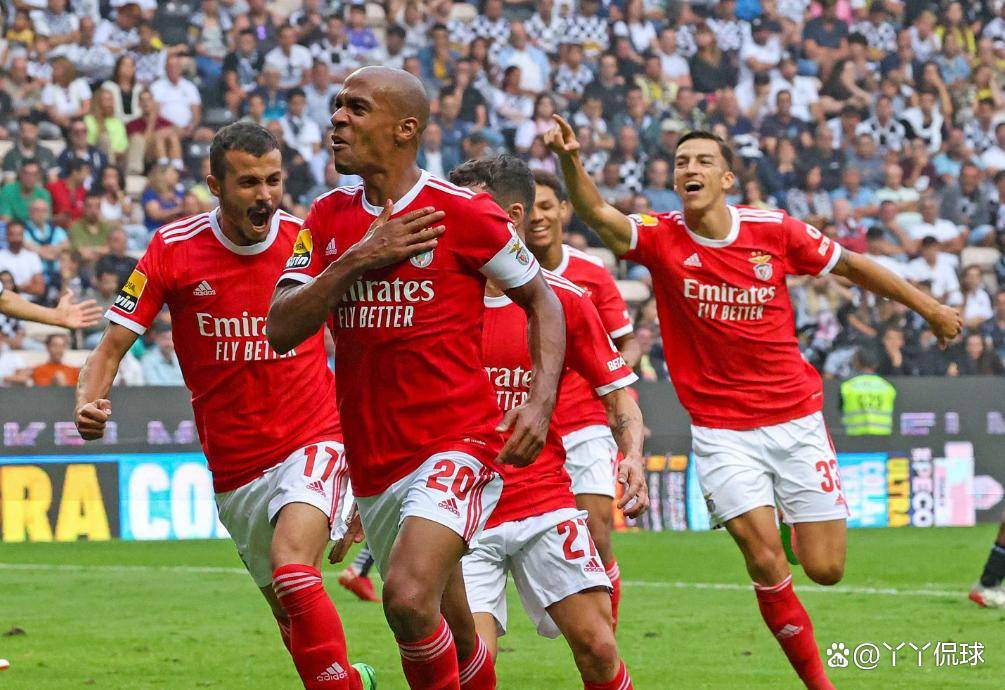 欧联杯阿贾克斯里昂 欧联杯阿贾克斯里昂