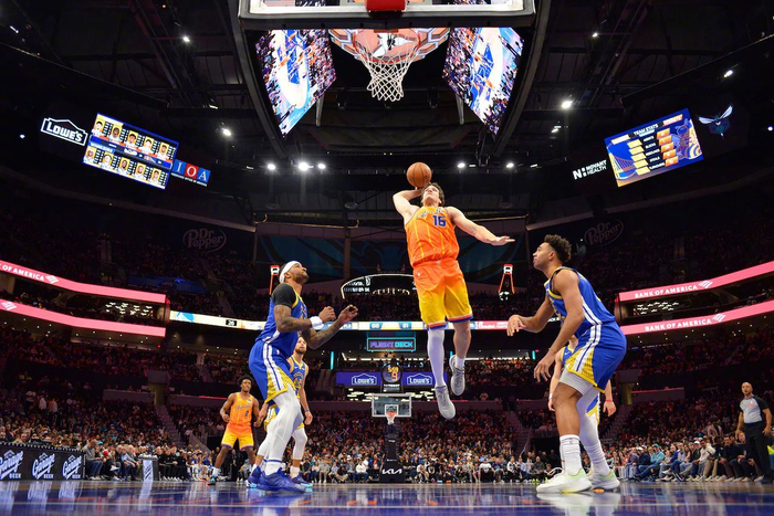 转折点！夏洛特黄蜂豪取连胜，全明星赛加时末段攻防权衡，压力陡增，轮换策略成焦点的简单介绍-LOL联盟竞猜